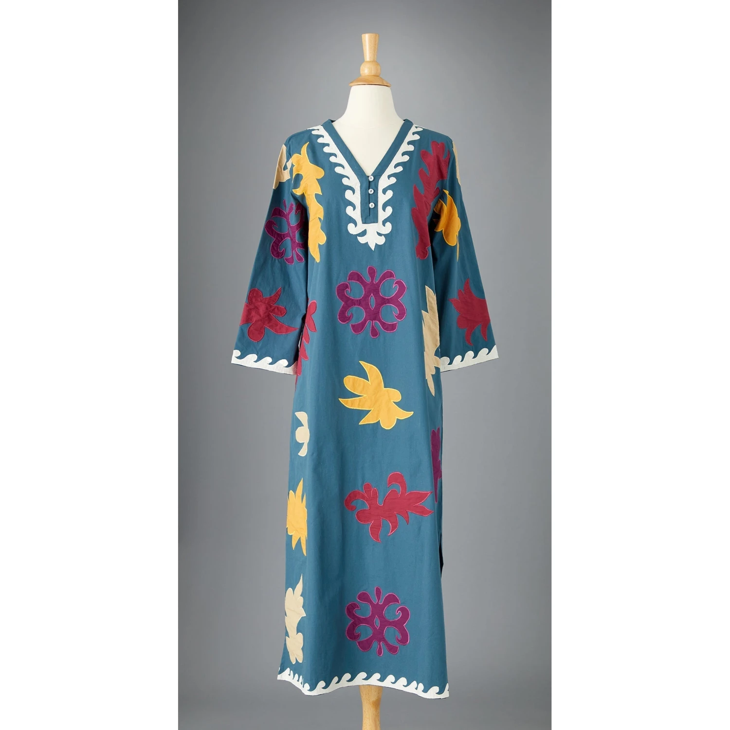 Luisas Applique Caftan 5 Luisas Applique Caftan - Image 3